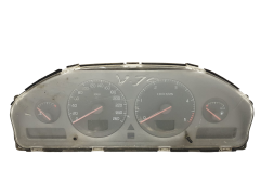 Speedometer/Instrument Cluster Volvo V70 S60 9499671 69294-580T 41421