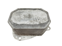 Engine Oil Cooler For Renault Master 2 2.5 DCI 8200709764 6790973780