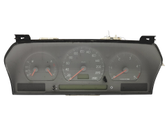 Speedometer/Instrument Cluster Volvo V70 9168386 69794-700T 33155