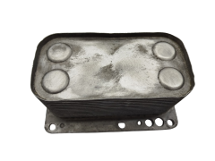 Engine Oil Cooler 8200797762 Renault Nissan Opel 2.0 DCI 6790972560 Modine