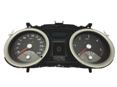 Speedometer/Instrument Cluster Renault Megane 2 8200399695 A 57120