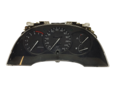 Speedometer/Instrument Cluster Toyota Celica 83200-20781 157370-2621 1392