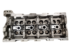 Cylinder Head Mercedes-Benz A6110104720 R6110162601 2.2 CDI