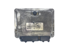 Control Unit 038906018FB 0281010006 VW Bosch 63753