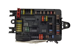 Fuse Box 6114 V8 9337881 01 19447.000.001 BMW 19053