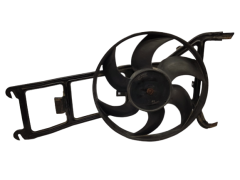 Radiator Fan Saxo 106 Citroen Peugeot 4781