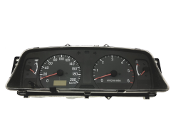 Speedometer/Instrument Cluster Mitsubishi Pajero Sport MR506277 Denso