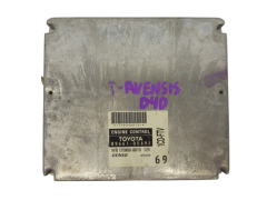 ECU Engine Control Unit Toyota 89661-05691 MB175800-8070 Denso