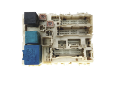 Fuse Box Toyota 82730-52700 23238