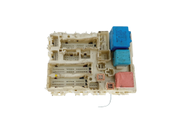 Fuse Box 82730-0D290 Toyota 38716
