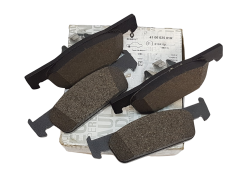 Brake Pads Dacia Renault 410602581R New Original