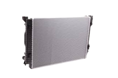 Radiator For Audi A4 A6 8E0121251M 11210135901 Vika