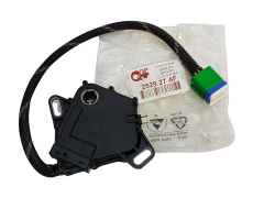 Sensor Skrzyni Citroen Peugeot Renault DP0 AL4 252927 New Original