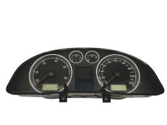 Speedometer/Instrument Cluster VW Passat 3B 3B0920827A 110080198002 40985