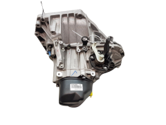 Gearbox New Original 320106562R JR5050 JR5068 Dacia Dokker Duster 1.6