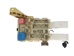 Fuse Box 82730-0D290 Toyota 19147
