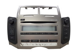 Radio Cd Mp3 Player Toyota Yaris 86120-0D490 W13811 Fujitsu 1270