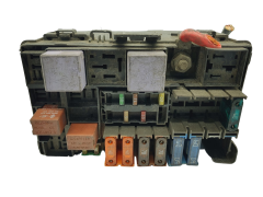 Fuse Box Renault 8200276460 55RDIU109 LEAR