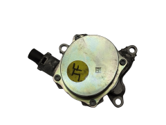 Vacuum Pump 146500021R 2.0 dCi Renault Opel Nissan 18 000km