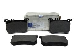 Brake Pads Front New Original Mercedes-Benz A0084203520