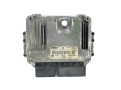 Control Unit 0281011943 55556829 8973785710 Opel Bosch 63573