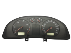 Speedometer/Instrument Cluster VW Pasat 3B 3B0920802A 56073