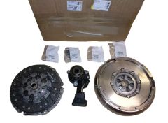Dual Mass Wheel+ Clutch New Original 1628941180 Citroen Peugeot
