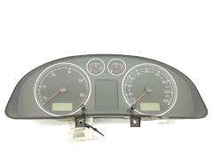Speedometer/Instrument Cluster VW Passat 3B3 3B0920809C 110080197026 VDO