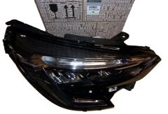 Headlamp Right New Original 260100902R Renault Clio 5