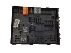 Fuse Box 1K0937124K 0-1418986-1 VW Audi Skoda Seat 20755