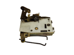 Door Lock Mechansim Right Front 9136A1 Peugeot 205 309 Kiekert 10590