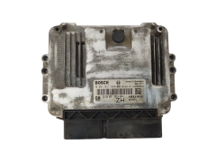 Control Unit 0281011943 55556829 8973785712 Opel Bosch GM Isuzu 3210