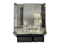 ECU Engine Control Unit BMW 7789572 0281010565 Bosch 19443
