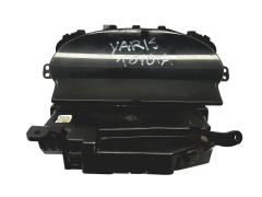 Speedometer/Instrument Cluster Toyota Yaris 83800-52610 457300-0891 40606