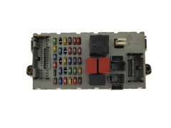 Fuse Box Fiat 46774357 NPL 46552681 CPL Delphi 20551