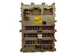Fuse Box Nissan 243505M300