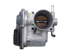 Throttle Body Valve Suzuki Nissan 83K0-5230 83K05230 1180