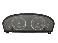 Speedometer/Instrument Cluster Ford Mondeo 1S7F-10849-JF 1S7F10849JF 44424