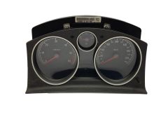Speedometer/Instrument Cluster Opel Astra H Zafira B 13309003 YD VDO 3362