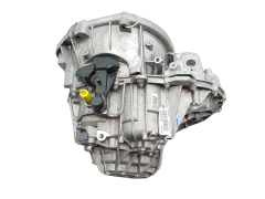 Gearbox New PF6068 320106997R PF6070 2.0 DCI Trafic 3 Opel Vivaro 2