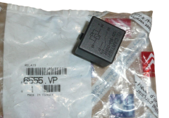 Relay New Original Citroen Peugeot 40 A 6555VP