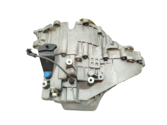 Gearbox New Original VM1005 7700110712 Renault Safrane 2.0 16v