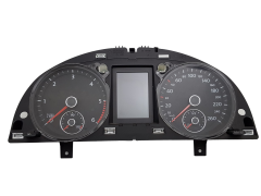 Speedometer/Instrument Cluster Volkswagen Passat B7 3AA920870A