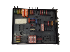 Fuse Box VW Audi 1K0937124H 0-1534502-1 20469