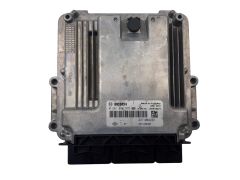 Control Unit Renault 237100323R 237103832R 0281030575 2.0 DCI 0km