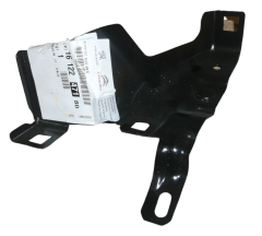 Wing Mount Bracket Left Front New Original 1612247180 Citroen Peugeot