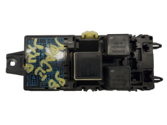 Fuse Box Mitsubishi MR31828