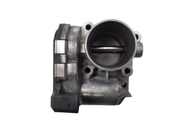 Throttle Body Valve Renault 8200330810 --E 0281002681 H8200330812 3702