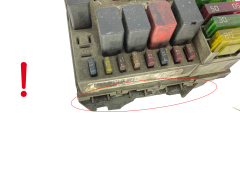 Fuse Box 51724394 0051724394057657 Alfa Romeo Delphi 58142