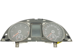 Speedometer/Instrument Cluster VW Passat B7 3AA920870D 25643